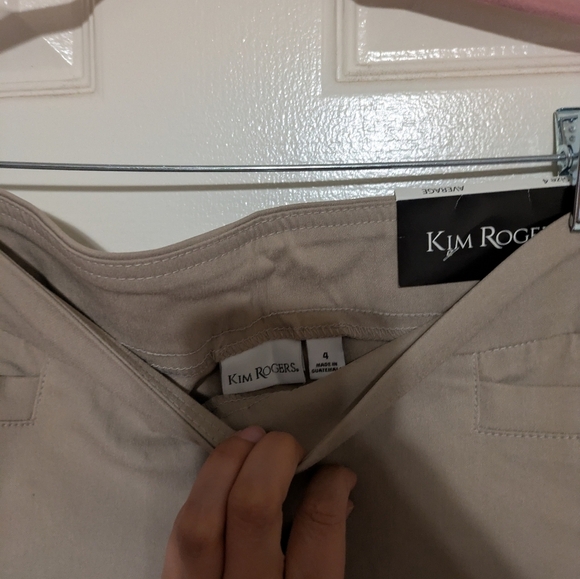 Kim Rogers Khaki Pants Size 4 - Picture 4 of 4